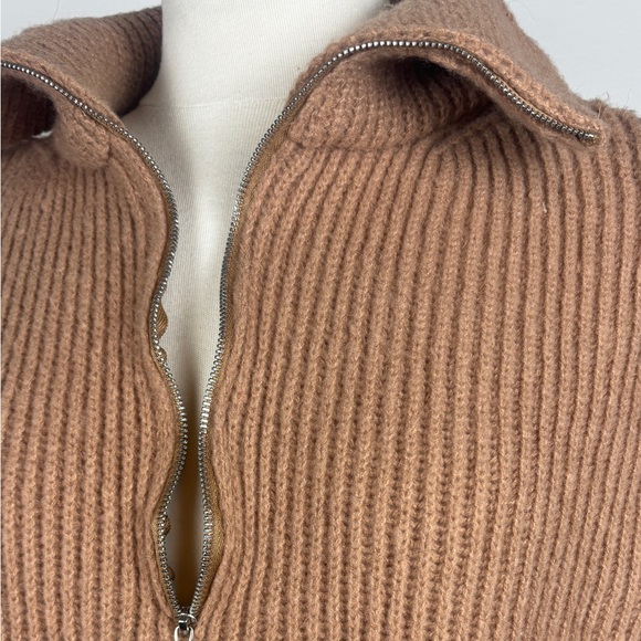 Sweater Open Vest With Cowl Neck - Picture 6 of 7